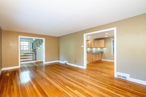 855 Dickinson St, Springfield, MA 01108 photo 7