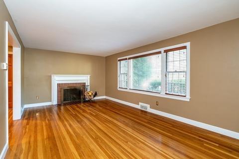 855 Dickinson St, Springfield, MA 01108 photo 5