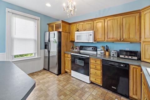 82 Lincoln Ave, Fall River, MA 02720 photo 5
