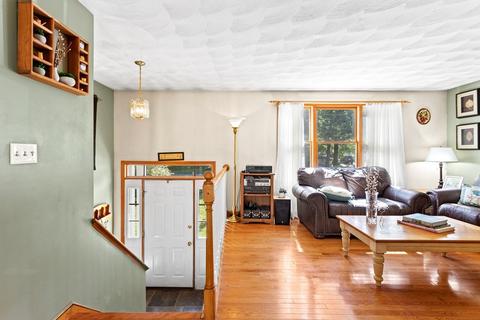 174 E Main St, Norton, MA 02766 photo 8