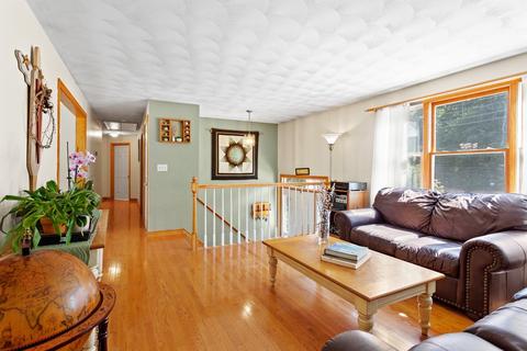 174 E Main St, Norton, MA 02766 photo 5