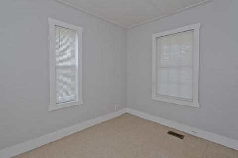 37 Greene St, Springfield, MA 01109 photo 21