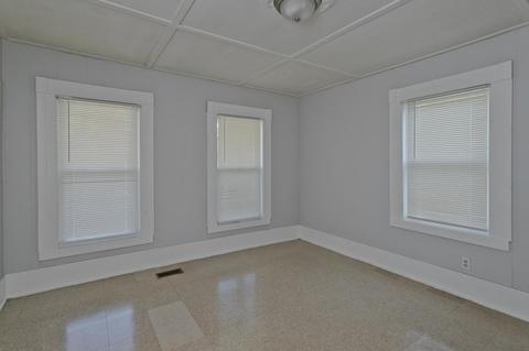 37 Greene St, Springfield, MA 01109 photo 18