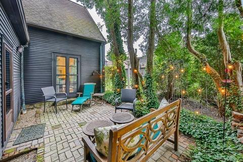 85 Hull St #C, Beverly, MA 01915 photo 20