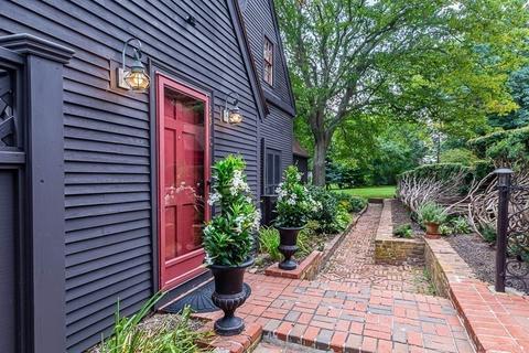85 Hull St #C, Beverly, MA 01915 photo 4