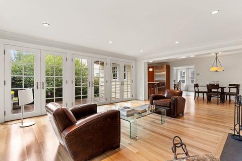 22 Robert Rd, Marblehead, MA 01945 photo 5