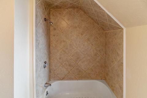 45 Andrew St, Springfield, MA 01109 photo 17