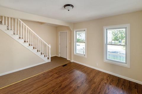 45 Andrew St, Springfield, MA 01109 photo 5