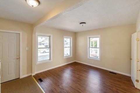 45 Andrew St, Springfield, MA 01109 photo 6