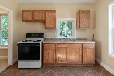 45 Andrew St, Springfield, MA 01109 photo 9