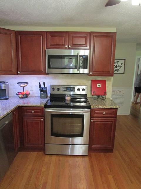 32 Scarsdale Rd, Springfield, MA 01129 photo 17