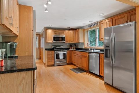 14 Brook St, Rowley, MA 01969 photo 7