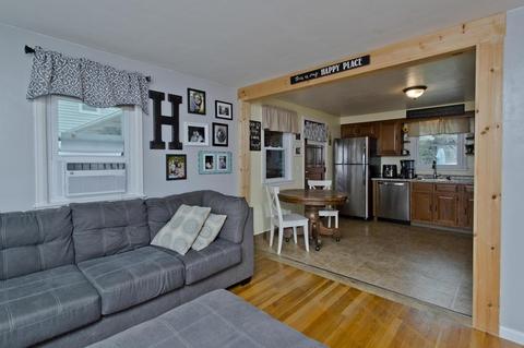 17 Graham Dr, Chicopee, MA 01013 photo 7