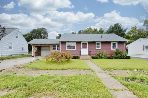 17 Graham Dr, Chicopee, MA 01013 photo 1