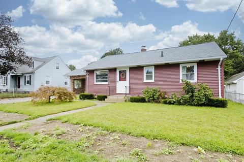 17 Graham Dr, Chicopee, MA 01013 photo 3