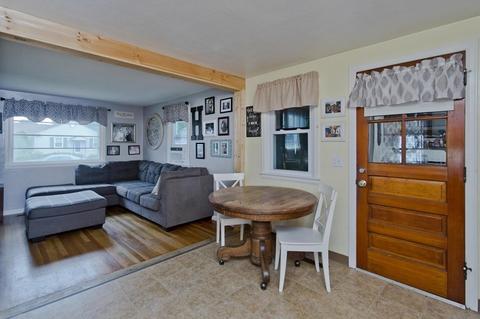 17 Graham Dr, Chicopee, MA 01013 photo 11