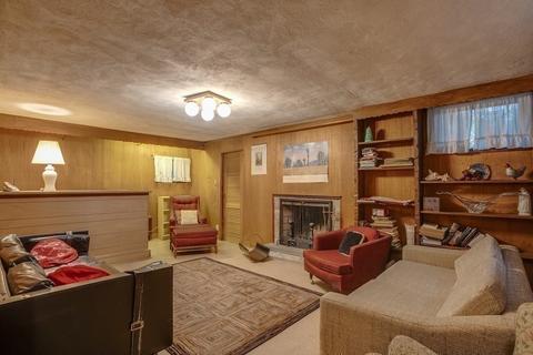 116 Meadowbrook Rd, Needham, MA 02492 photo 24