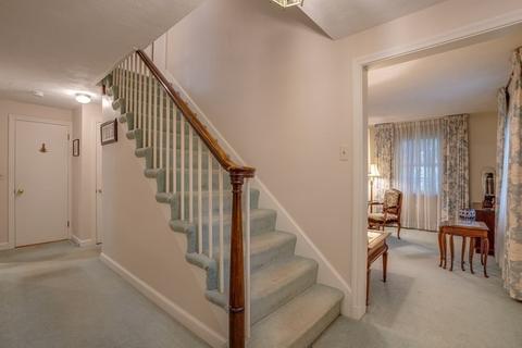116 Meadowbrook Rd, Needham, MA 02492 photo 5