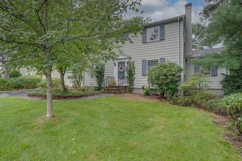 116 Meadowbrook Rd, Needham, MA 02492 photo 1