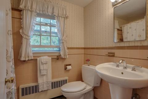 116 Meadowbrook Rd, Needham, MA 02492 photo 23