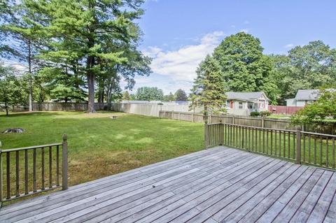 132 Parkerview St, Springfield, MA 01129 photo 32