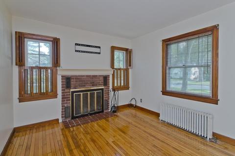 132 Parkerview St, Springfield, MA 01129 photo 6