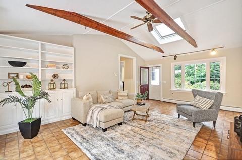 10 Oneida Rd, Acton, MA 01720 photo 2