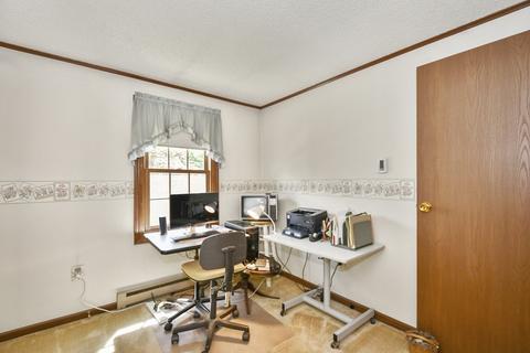 74 Crest Cir, Worcester, MA 01603 photo 15