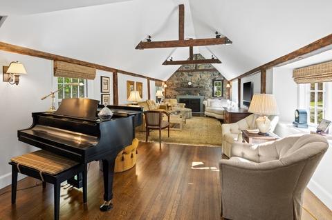 957 Main St, Hingham, MA 02043 photo 4