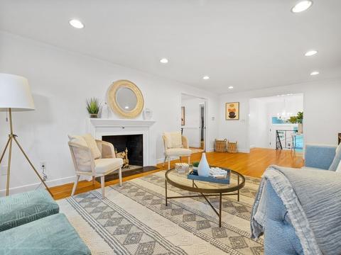 6 Ivy Cir, Wellesley, MA 02482 photo 8