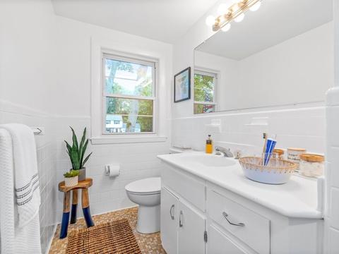 6 Ivy Cir, Wellesley, MA 02482 photo 14