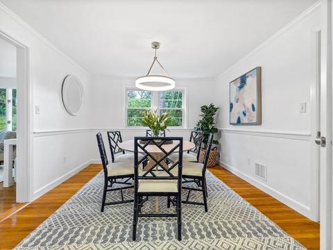 6 Ivy Cir, Wellesley, MA 02482 photo 5