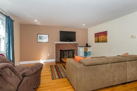 42 Bartlett Rd, Randolph, MA 02368 photo 4