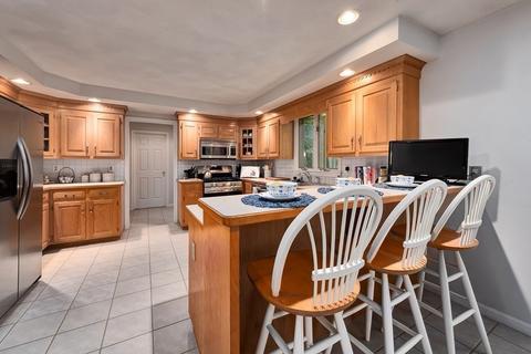 12 Waldingfield Rd, Georgetown, MA 01833 photo 3