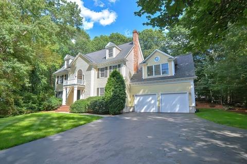 7 Frontier Dr, Walpole, MA 02081 photo 2