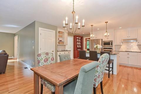 7 Frontier Dr, Walpole, MA 02081 photo 15