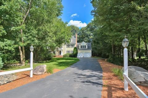 7 Frontier Dr, Walpole, MA 02081 photo 1