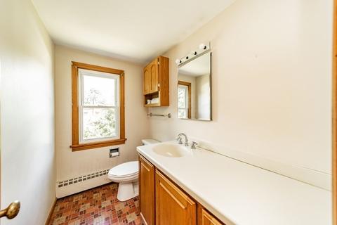 61 Davis St, Springfield, MA 01104 photo 20