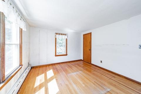 61 Davis St, Springfield, MA 01104 photo 18