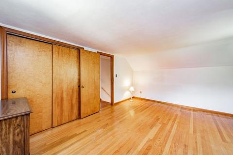 61 Davis St, Springfield, MA 01104 photo 24