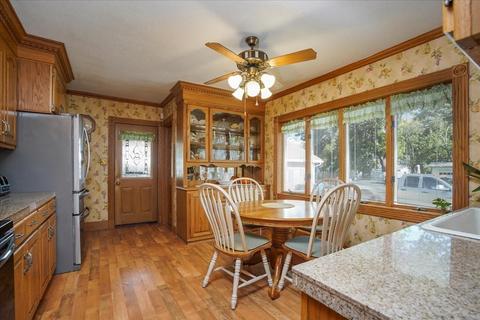 159 Waldorf St, Springfield, MA 01109 photo 4
