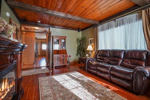 159 Waldorf St, Springfield, MA 01109 photo 3