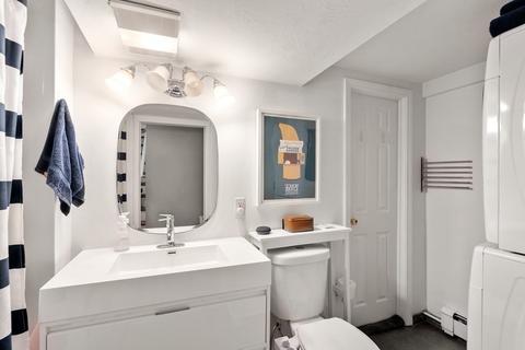 256 E St #1, Boston, MA 02127 photo 13