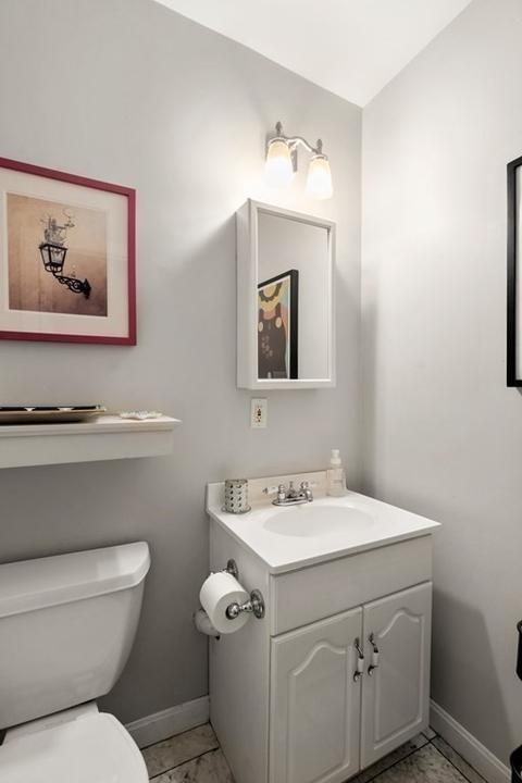 256 E St #1, Boston, MA 02127 photo 8