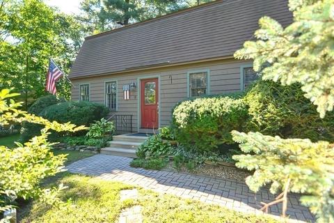 3 Cedar Cir, Townsend, MA 01469 photo 1