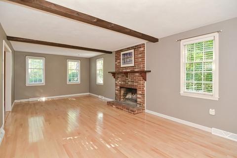 3 Cedar Cir, Townsend, MA 01469 photo 9
