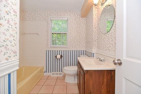 3 Cedar Cir, Townsend, MA 01469 photo 11