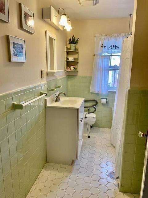 7 Abbott St, Danvers, MA 01923 photo 24