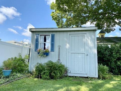 7 Abbott St, Danvers, MA 01923 photo 2