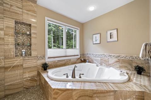 195 Pecunit St, Canton, MA 02021 photo 30